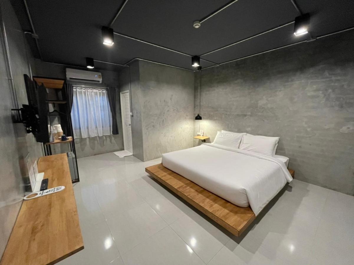Loft Space Hotel 라농 외부 사진