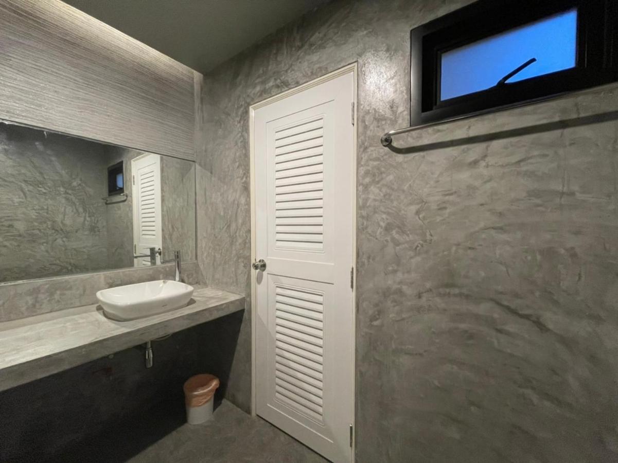 Loft Space Hotel 라농 외부 사진